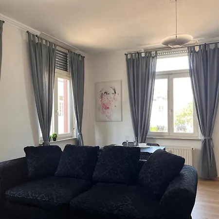 App5 - Place2b - Direkt Am Rhein Apartment *